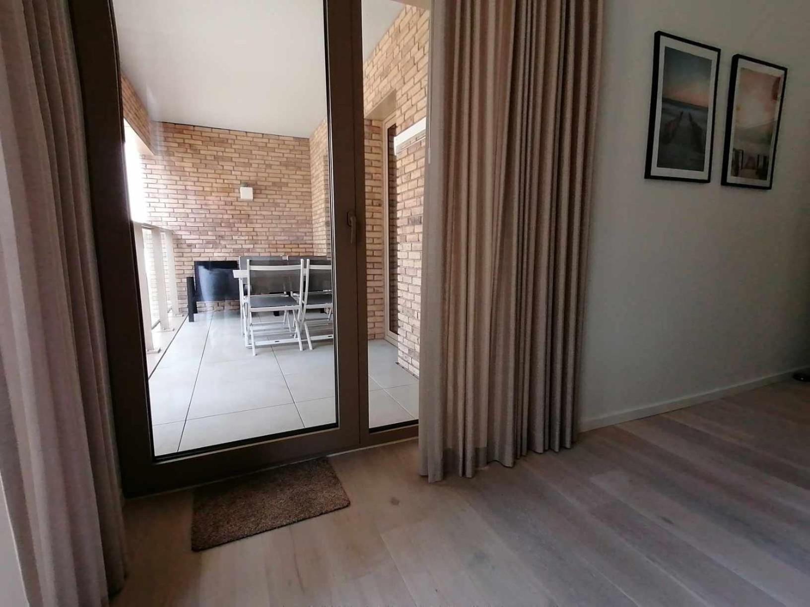 Bartine - Modern And Spacious Flat Near The Sea, Free Parking Space Ostend Exterior photo