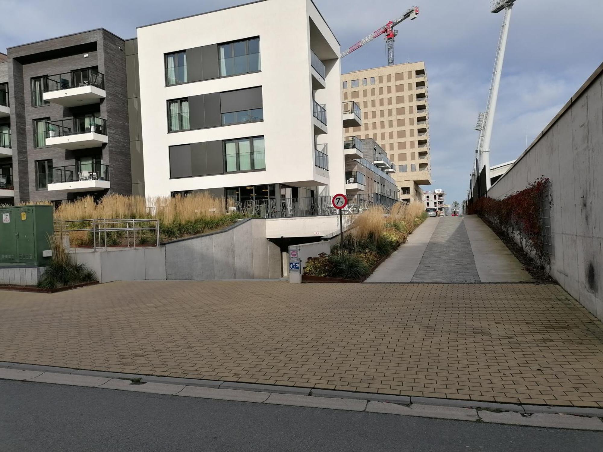 Bartine - Modern And Spacious Flat Near The Sea, Free Parking Space Ostend Exterior photo