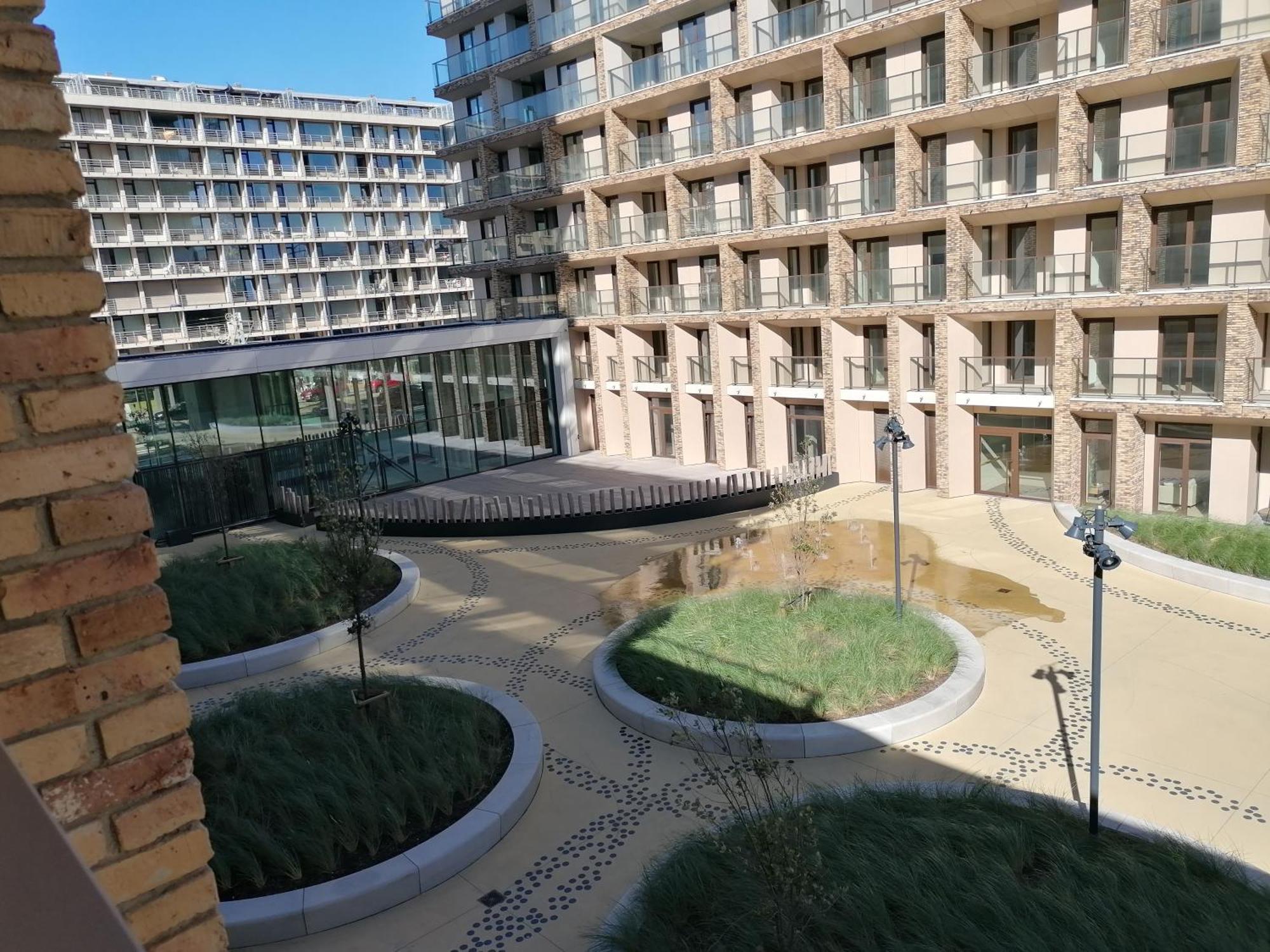 Bartine - Modern And Spacious Flat Near The Sea, Free Parking Space Ostend Exterior photo