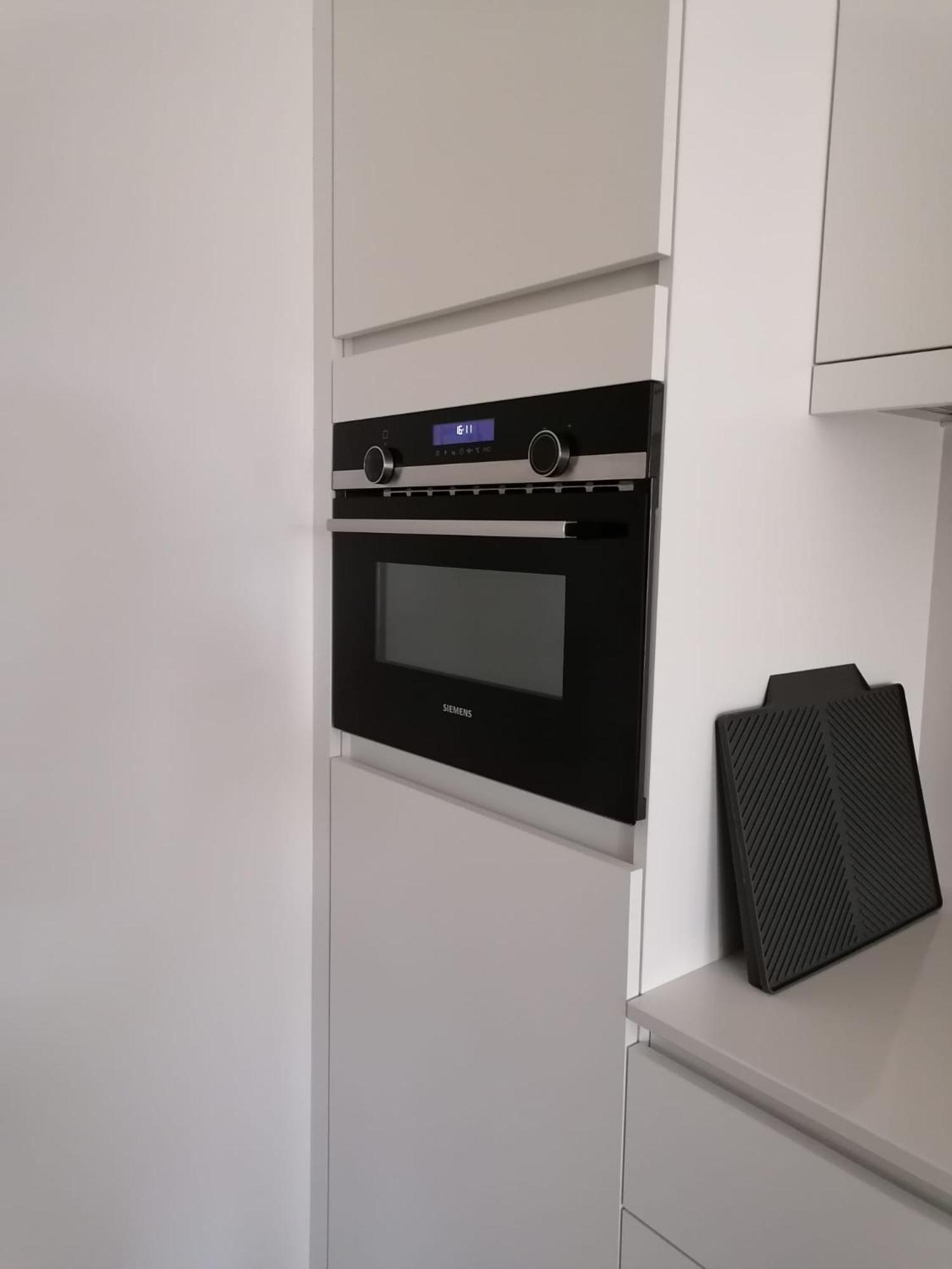 Bartine - Modern And Spacious Flat Near The Sea, Free Parking Space Ostend Exterior photo